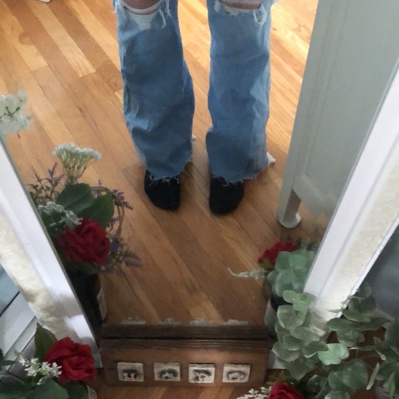 American Eagle Flare ripped jeans - Picture 2 of 4